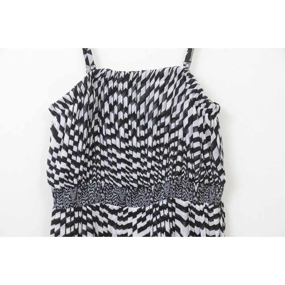 Lane Bryant PLUS 18/20 Chevron Pleated Black/White Maxi Summer Vacation Dress - Picture 10 of 16